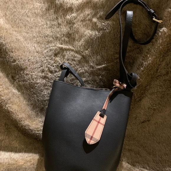 Burberry Crossbody Bucket Bag - Picture 2 of 16
